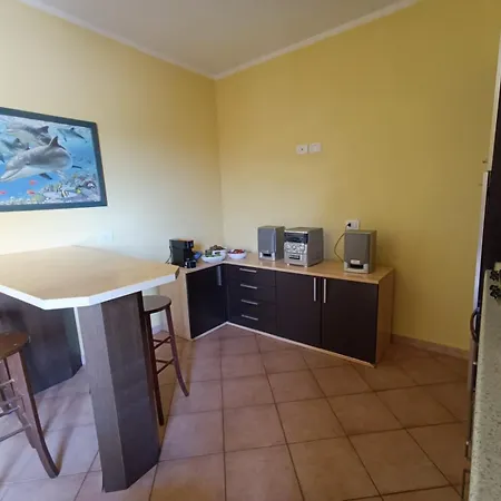 Vendégház Rodari 4 *